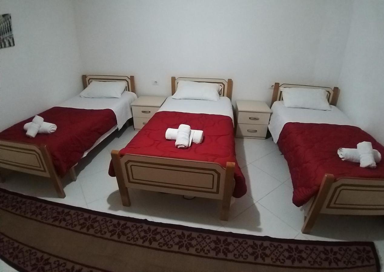 Guest House Garden Gjirokastër Екстериор снимка